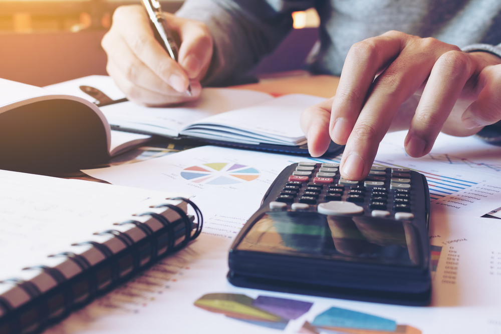 How to Solve Case Studies at Consulting Interviews