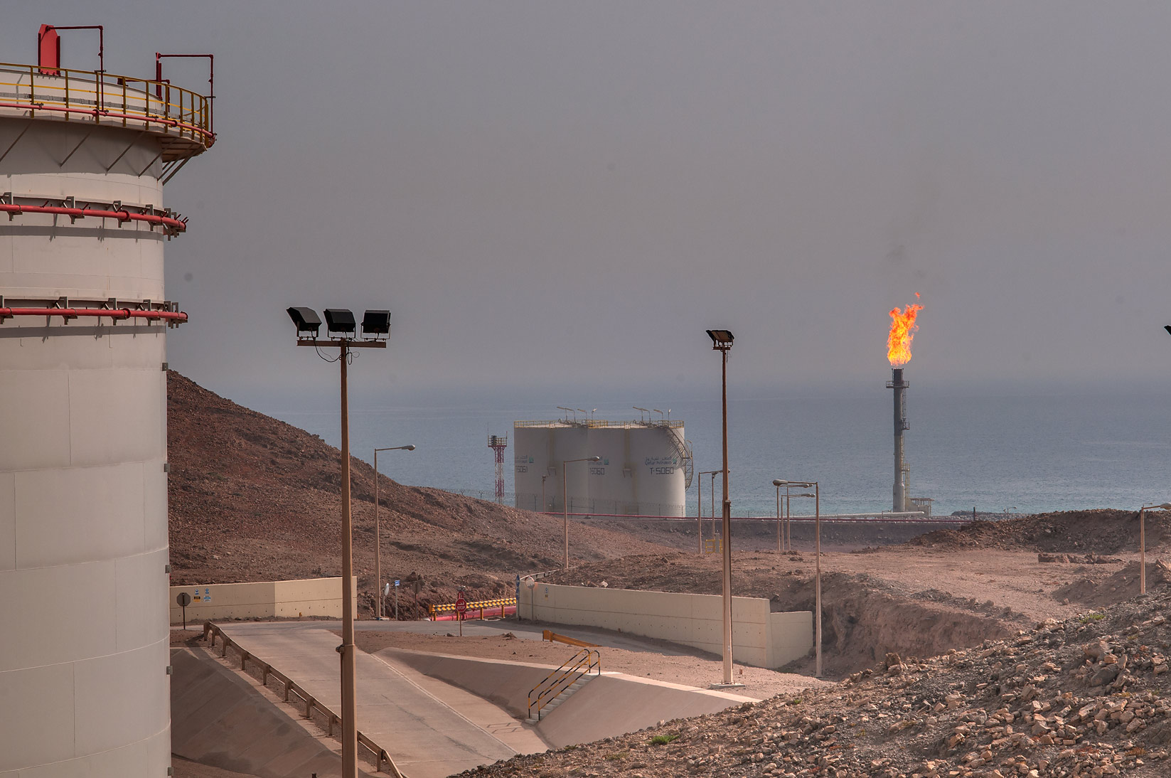 Hedge funds pile into commodities in search of fresh source of returns